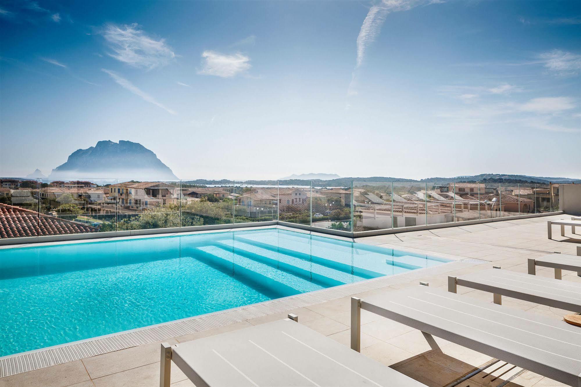Felix Hotels - Hotel Residence Porto San Paolo Porto San Paolo  Ngoại thất bức ảnh